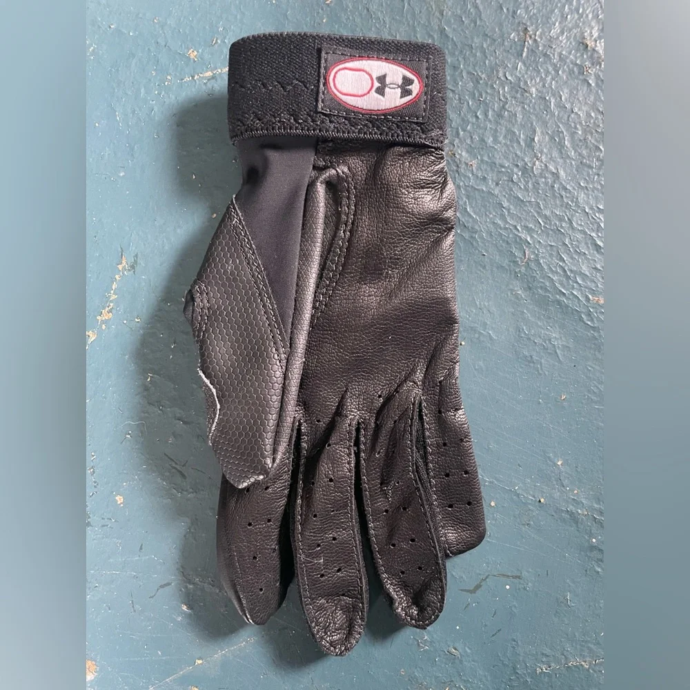 Under Armour Black Kids Glove